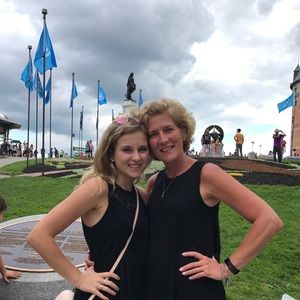 Meet your Posher, Cheri